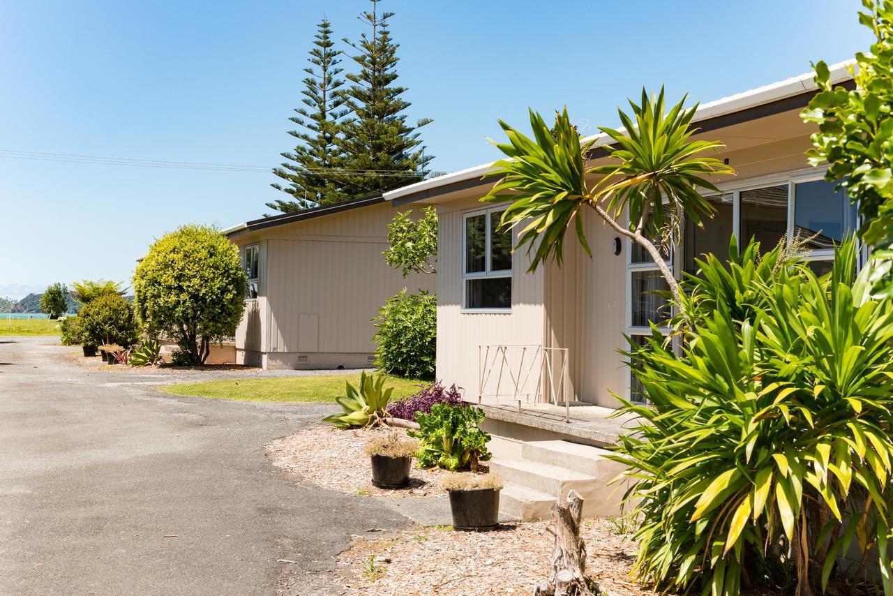 Waitangi Beach Units Exterior photo