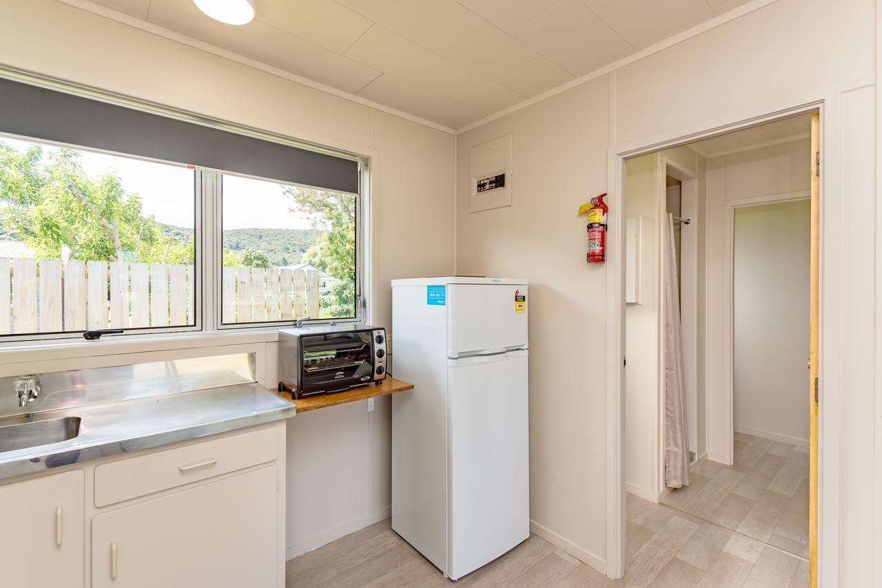 Waitangi Beach Units Exterior photo